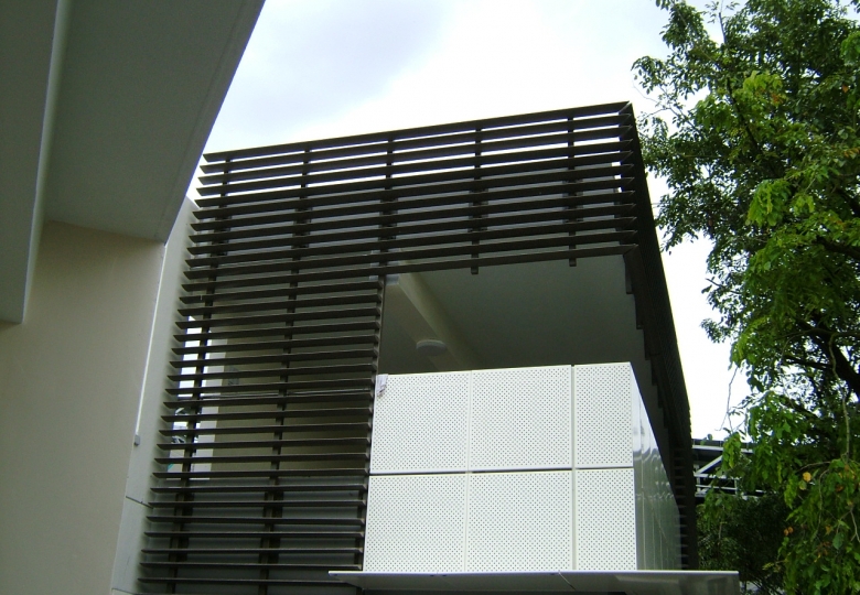 LAM CHẮN NẮNG DML 150AP